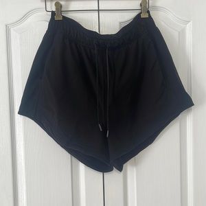 Lululemon Inner Glow High-Rise Short 3”